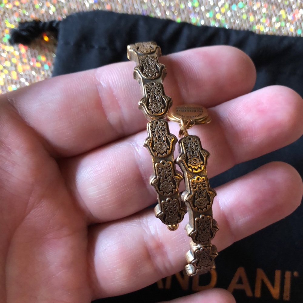Alex and Ani - gold bangle - Hamsa bracelet - Vintage Sixty-Six - EUC